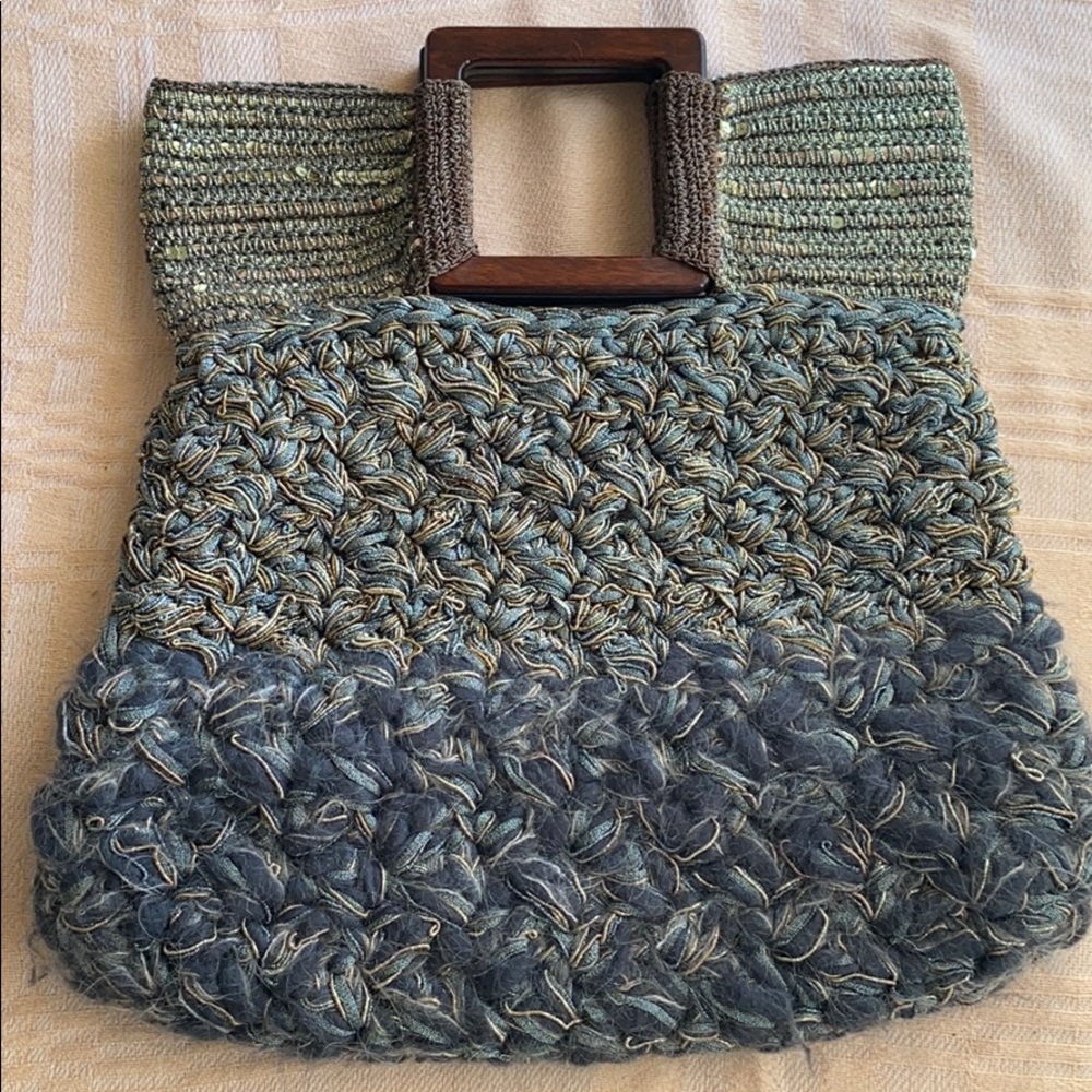 Women’s Vintage Hobo Knitted Purse Used